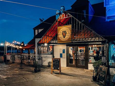 lake arrowhead village restaurants|THE 10 BEST Restaurants Near Lake Arrowhead Village.